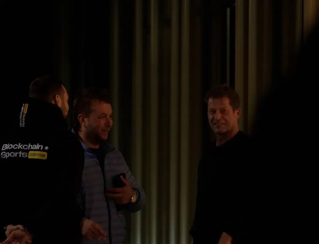 Ноябрь 2024 г. Национальный аэропорт «Минск 2». В Беларусь прилетел Тиль Швайгер.