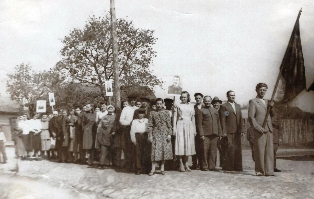 Начало 1950-х. Глуск. Первомайская демонстрация.
