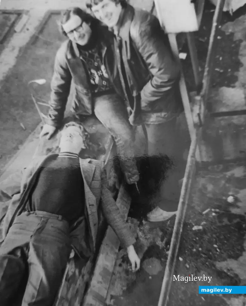 1974, Могилев, одноименная гостиница.