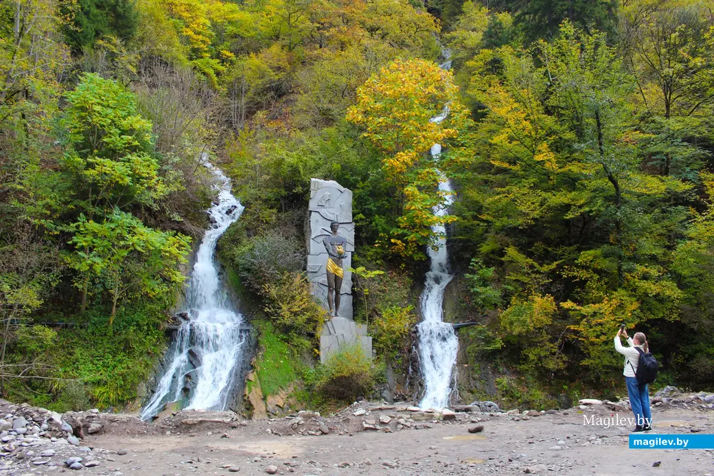 Октябрь 2024 года. Грузия. Боржоми. Парк.