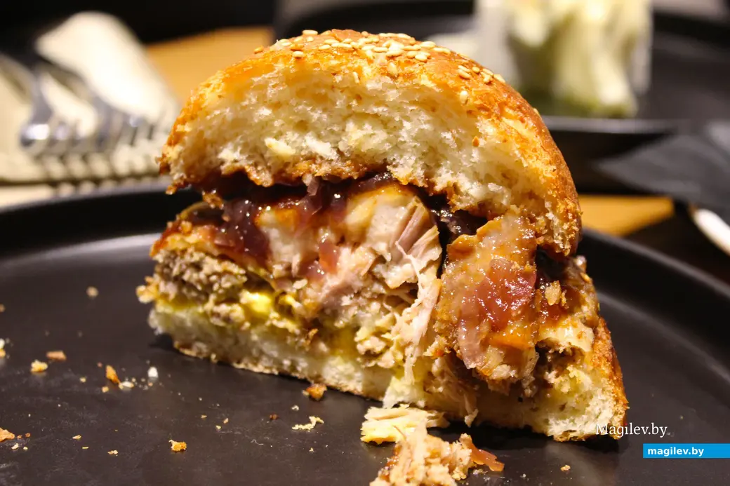 Ноябрь 2024 года. Могилев. «Гастрофест». Гастробар «Цоколь».