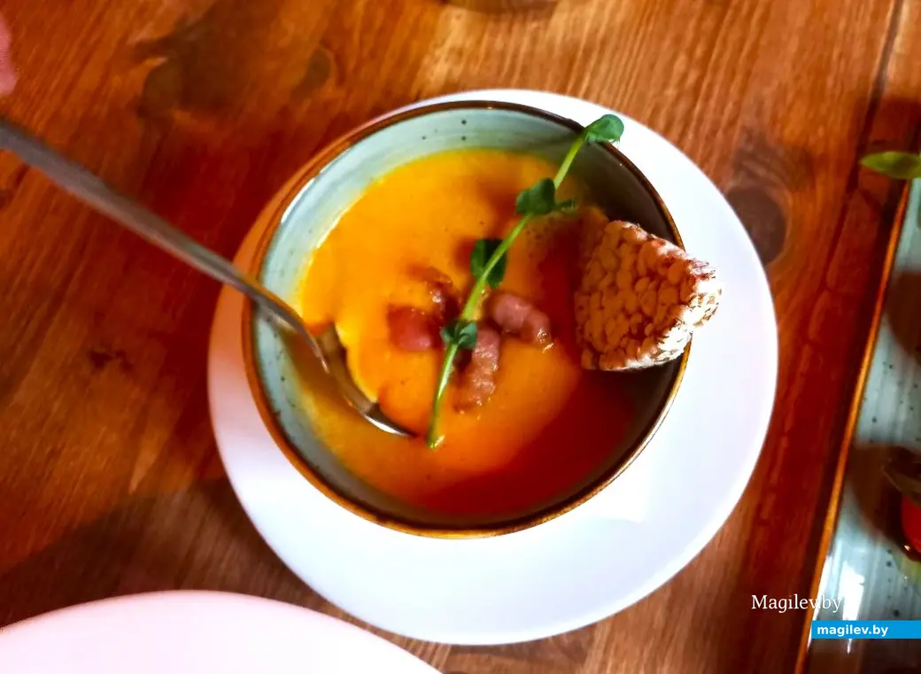 17.11.2024, Могилев, кафе «Депо». Сырный крем-суп с золотым беконом.