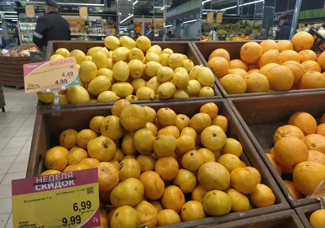 Беларусь сняла запрет на ввоз картофеля, овощей и фруктов из недружественных стран