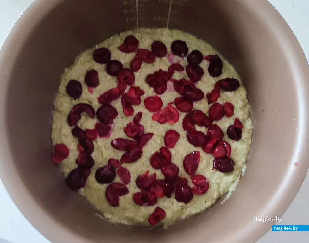 Готовим сами: манник с вишней.