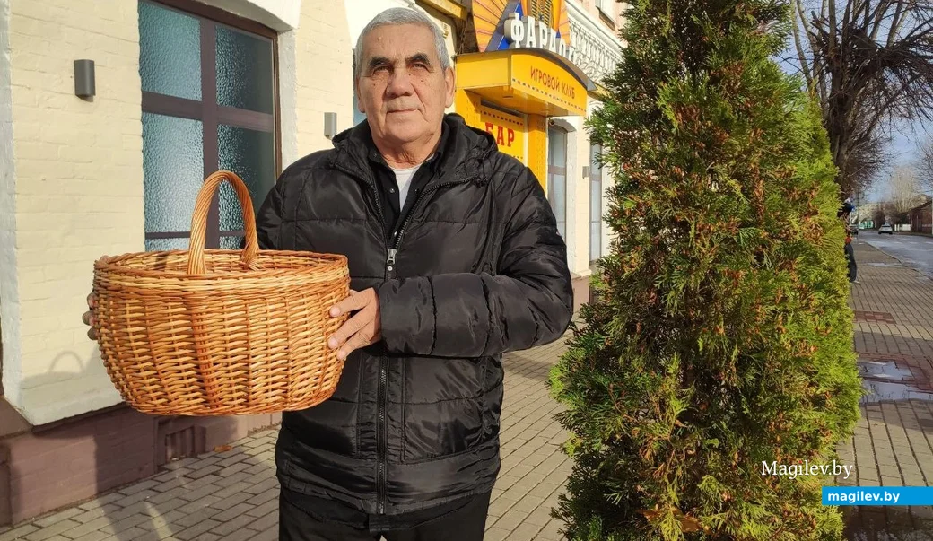 Владимир Родовский с призами.