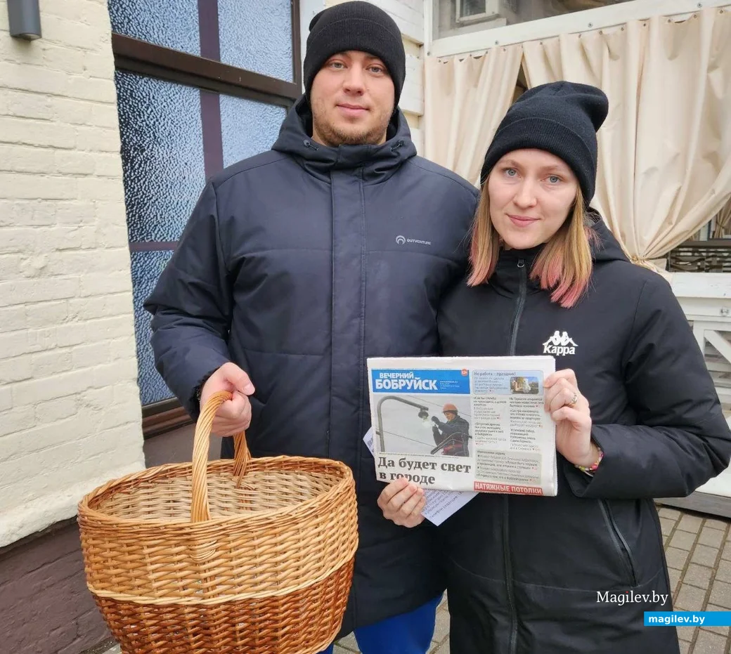 Алина и Павел Копыловы с призами.