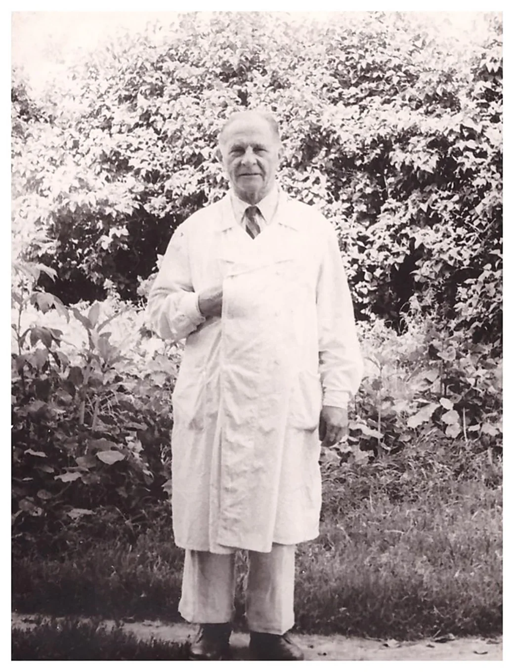 1950-е. Глуск. Доктор Александр Семёнов.