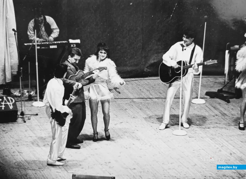 1993 год, Могилев, ДК «Химволокно». Мое поролоновое соло.