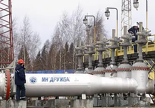 Казахстан наращивает поставки нефти в Германию через Беларусь