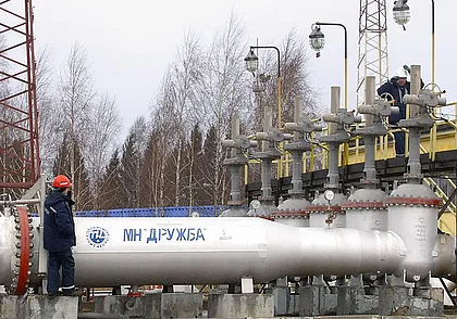 Казахстан наращивает поставки нефти в Германию через Беларусь