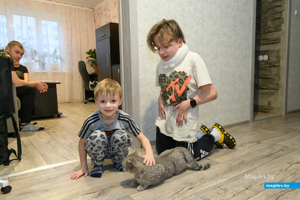 16.11.2024. Бобруйск. В гостях у Аллы Нипарко и Максима Ластовецкого. Их дети Жора и Рома.