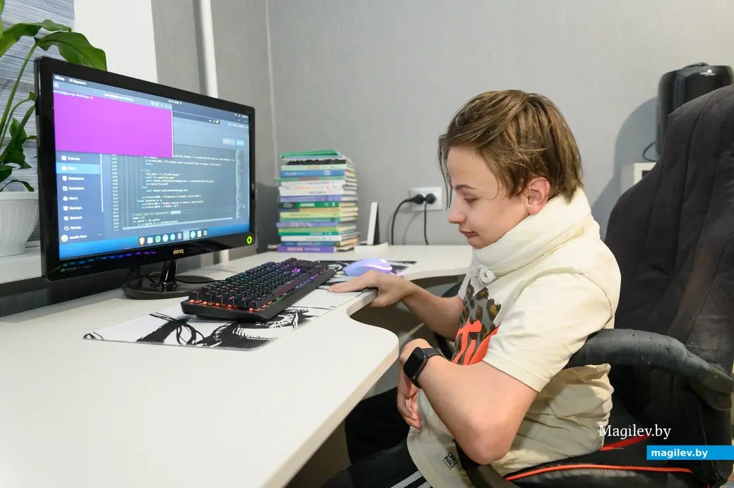 16.11.2024. Бобруйск. В гостях у Аллы Нипарко и Максима Ластовецкого. Их старший сын Жора.