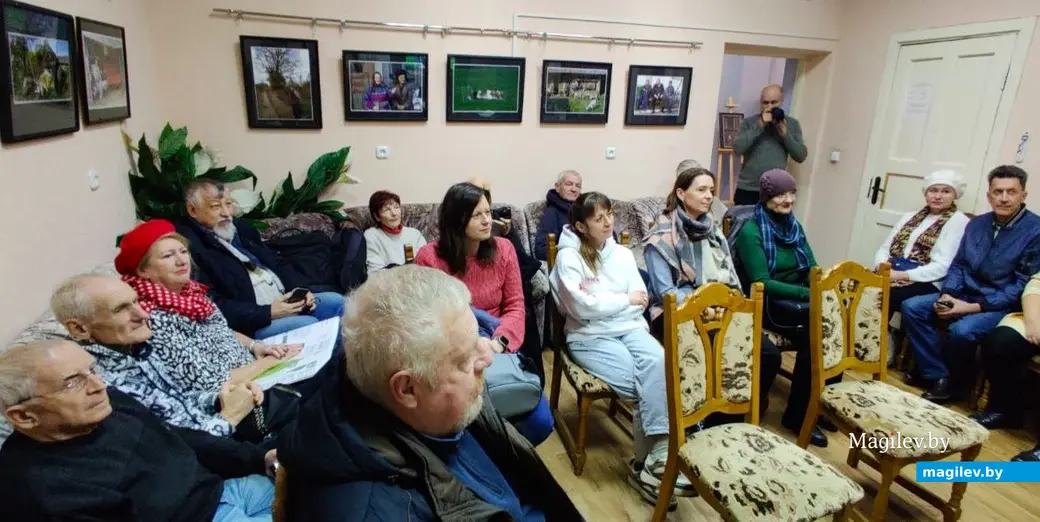 28.11.2024, Могилев, городской Центр культуры и досуга, клуб «Радуга». Показ фотографий Андрея Масючика.