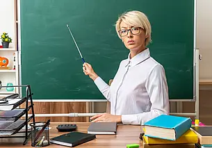 В школьные журналы добавят информацию о родителях, а электронные дневники могут «забанить»