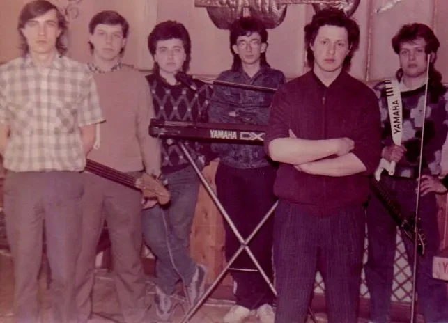 Конец 1990-х. Музыканты на свадьбе.