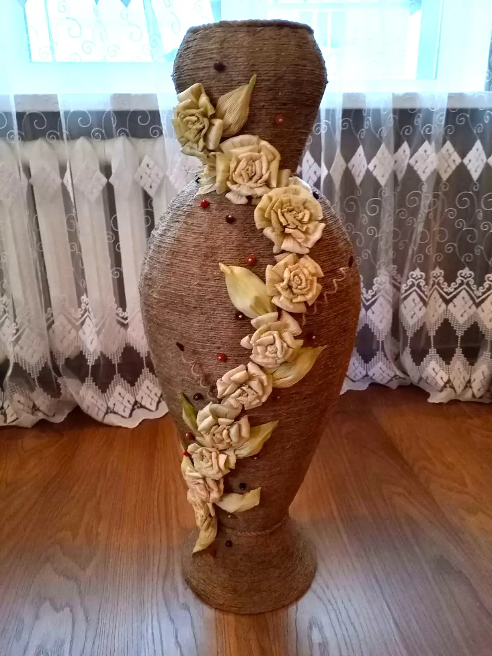 Ваза для букетных композиций, созданная Ириной Глинковой.