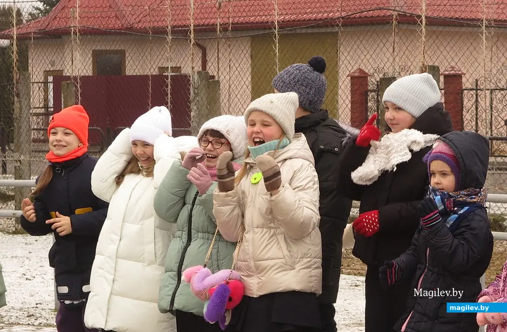 Декабрь 2024 г. Могилевский район, Буйничи, зоосад. Детям здесь весело!