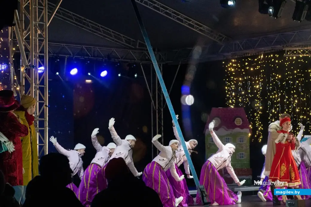 16.12.2024 г. Могилев, пл.Ленина, новогодний праздник.