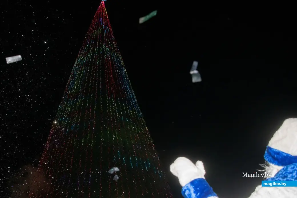 16.12.2024 г. Могилев, пл.Ленина, новогодний праздник.