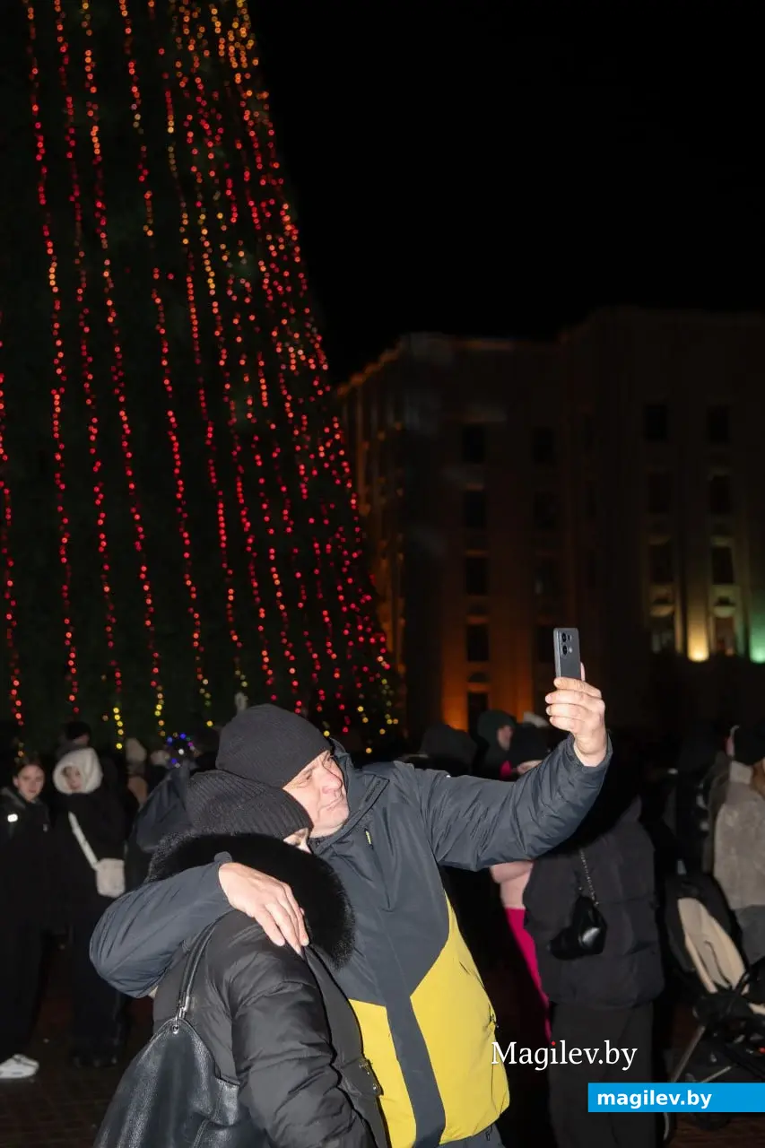 16.12.2024 г. Могилев, пл.Ленина, новогодний праздник.
