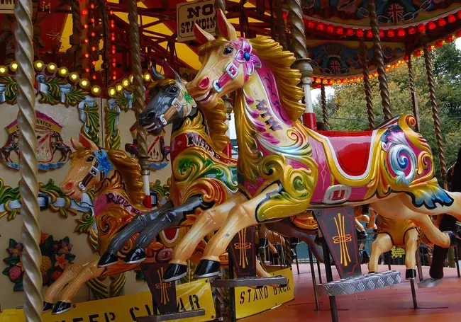 Когда пора остановить карусель? Более чем 70% белорусских аттракционов устарели