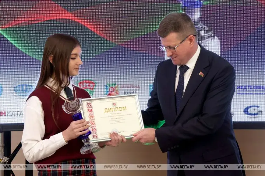 Идея учащейся 11-го класса Марии Петуховой заняла третье место в номинации «Лучший молодежный инновационный проект» 15-го Республиканского конкурса инновационных