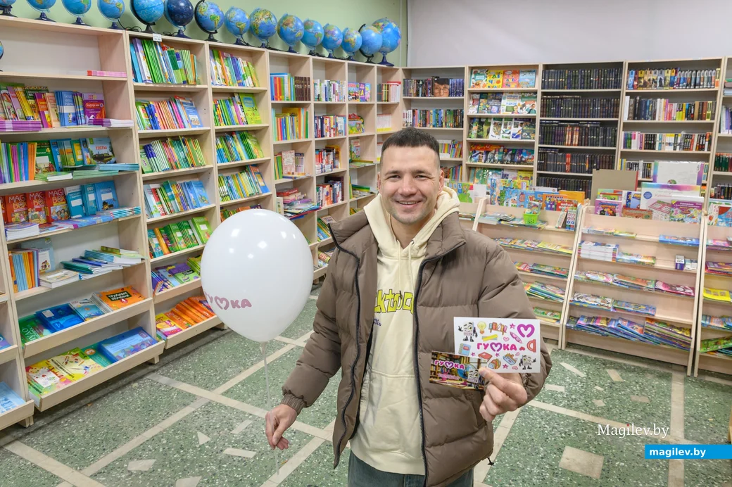 07.12.2024. Улица Минская. Книжный магазин «Гумка».Юлия Гявгянен: «На постоянной основе стали
