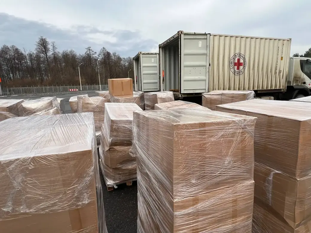 20 декабря 2024 года. Россия и Украина обменялись рождественскими посылками для пленных на территории Беларуси. Фото: телеграм-канал уполномоченного по правам человека в