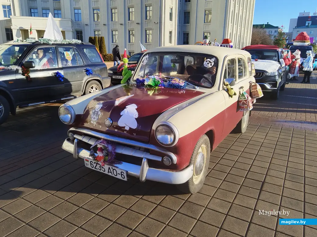 21.12.2024 г. Могилев. Новогодний автопарад «За рулем Дед Мороз»