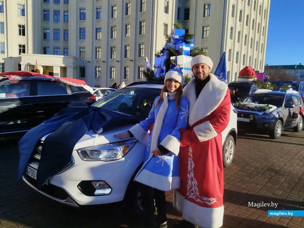 21.12.2024 г. Могилев. Новогодний автопарад «За рулем Дед Мороз»