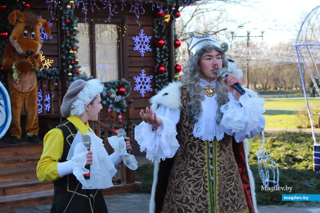21 декабря 2024 года. Могилев. Парк Подниколья. Открытие резиденции Деда Мороза.