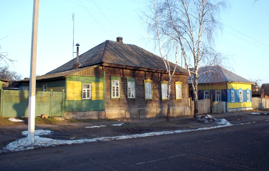2004 год. Глуск, улица Социалистическая.