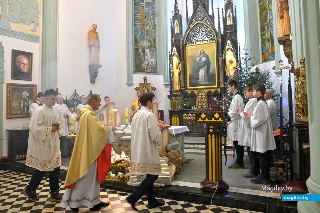 24.12.2024. Костел Непорочного Зачатия Пресвятой Девы Марии. Iмша з вiгiлii ўрачыстачцi Нараджэння Пана