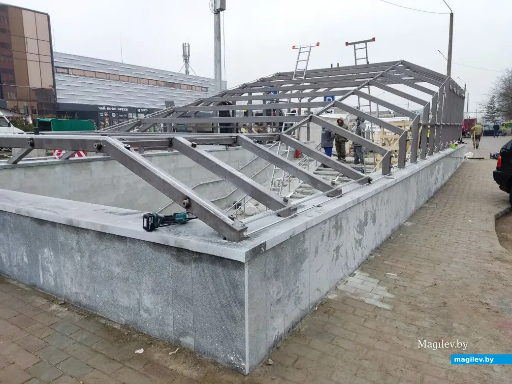 26.12.2024 г. Могилев. Строительство нового подземного перехода на пересечении Пушкинского проспекта и улицы Островского вышло на финишную прямую