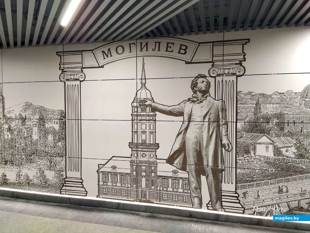 31 декабря 2024 года. Могилев. Подземный пешеходный переход на перекрестке проспекта Пушкинского и улицы Островского.