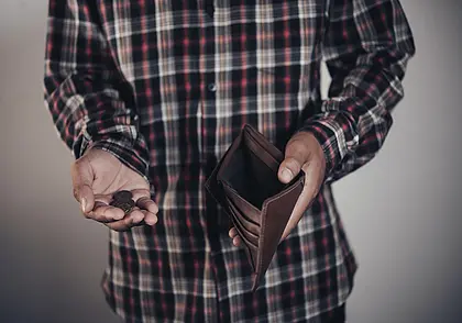 Купюры исчезали из дома постепенно, даже из тайника