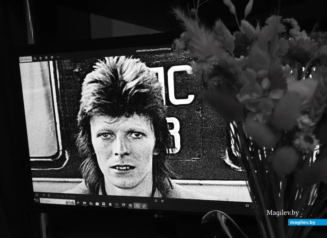 Дэвид Боуи образца 1970-х годов.