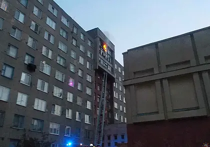 Ночью в Бобруйске горело общежитие (видео)