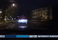 В Горках, чтобы остановить автомобиль, потребовалось оружие