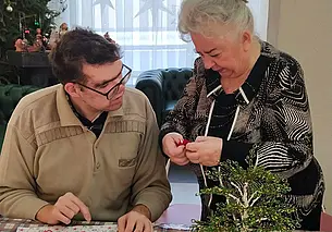 Инклюзивный мастер-класс провели в Выставочном зале Могилева. Фоторепортаж