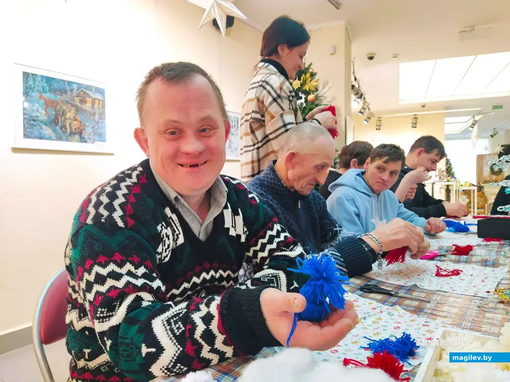 4 января 2025 года. Могилев. Выставочный зал Могилева. Инклюзивный мастер-класс.