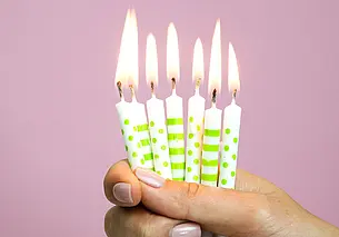 В Могилеве пенсионерка вместо свечки зажгла петарду: пиротехника взорвалась