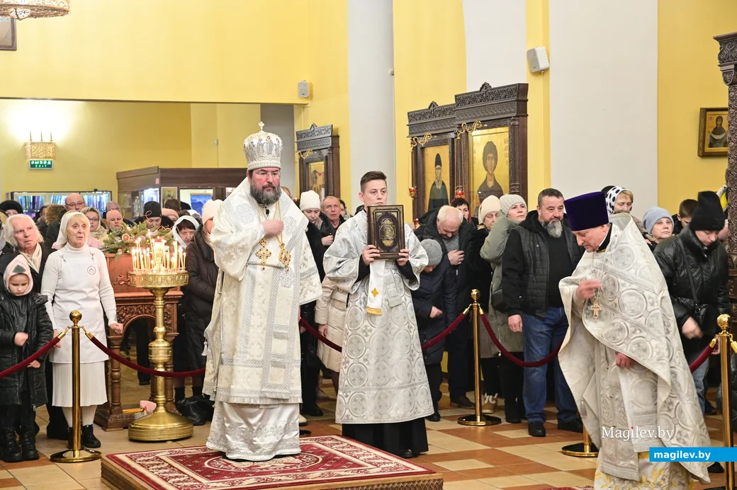 06.01.2025. Свято-Никольский кафедральный собор. Божественная литургия на Рождество 2025 года