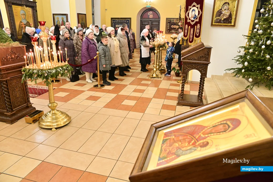 06.01.2025. Свято-Никольский кафедральный собор. Божественная литургия на Рождество 2025 года