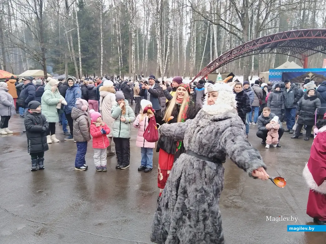 07.01.2025 г. Могилев, Печерский лесопарк. Народный праздник "Пайшла Каляда калядуючы".