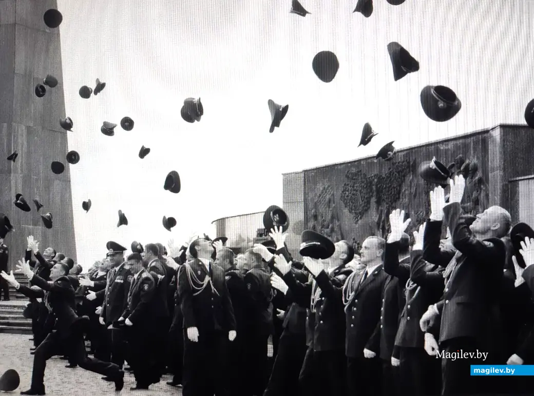 Медальный снимок Василя Титова «Виват».