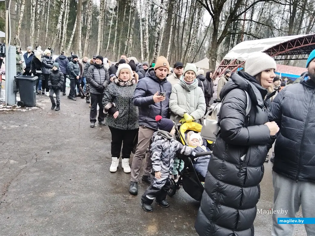07.01.2025 г. Могилев, Печерский лесопарк. Народный праздник "Пайшла Каляда калядуючы".