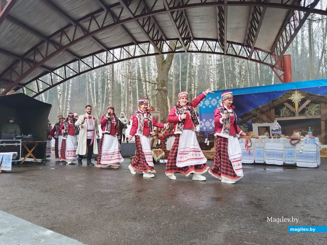 07.01.2025 г. Могилев, Печерский лесопарк. Народный праздник "Пайшла Каляда калядуючы".