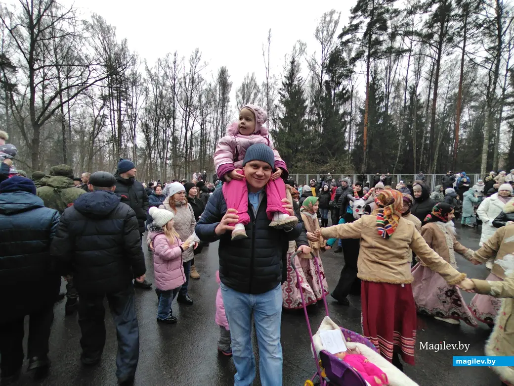 07.01.2025 г. Могилев, Печерский лесопарк. Народный праздник "Пайшла Каляда калядуючы".
