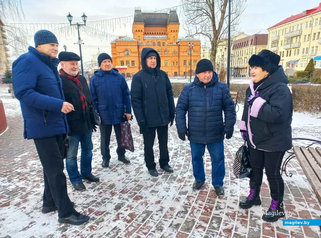 Январь 2025 г., Могилев. Татьяна делится своими впечатлениями о не так давно приключившейся с ней забавной истории. Через 5 минут она предложит стартовать к Кутузу.
